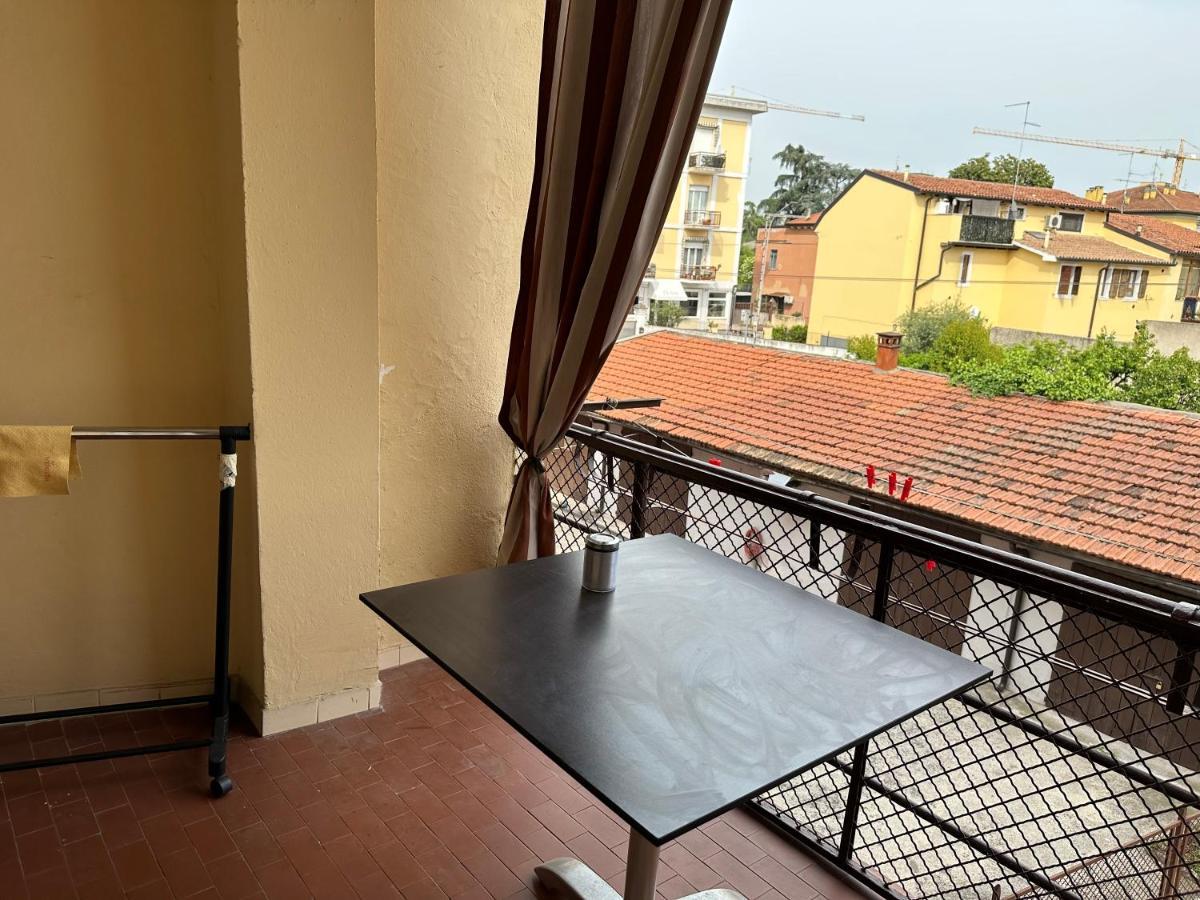 Appartamento Via Centro Verona Eksteriør bilde